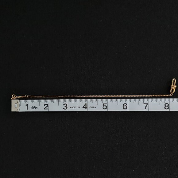 18k gold chain with inseparable hardware pendant - Picture 12 of 16